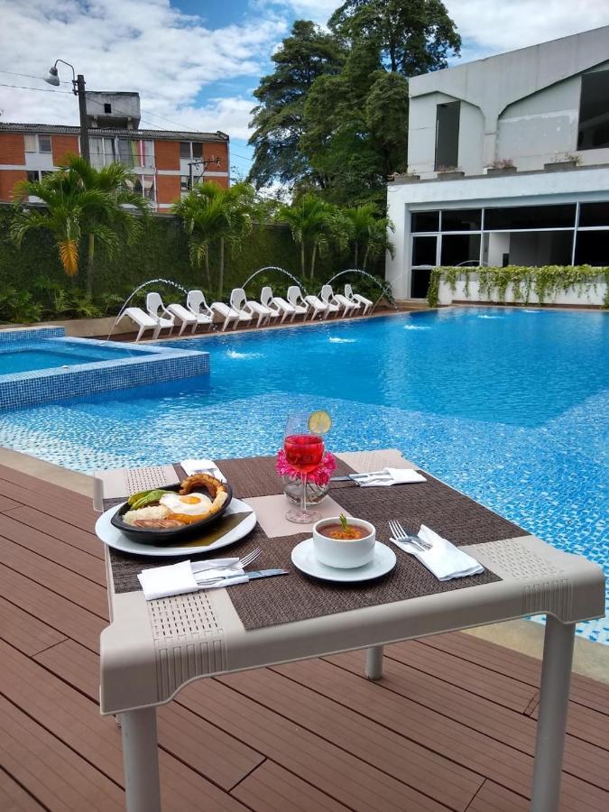Hotel Blue 66 Cali Dış mekan fotoğraf