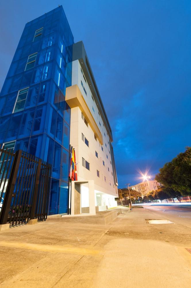 Hotel Blue 66 Cali Dış mekan fotoğraf