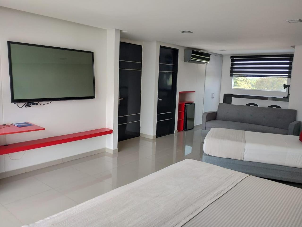 Hotel Blue 66 Cali Dış mekan fotoğraf